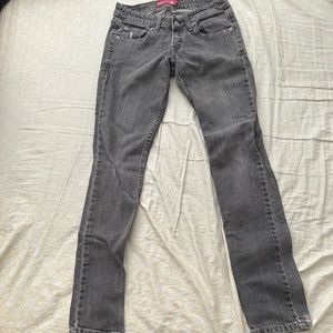 levis grey skinny jeans
